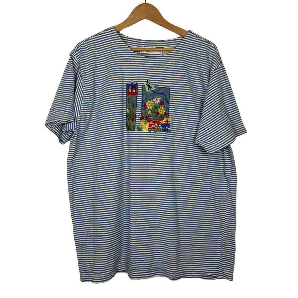 Victoria Jones Size: 2x Striped and Embroidered Vintage Tee